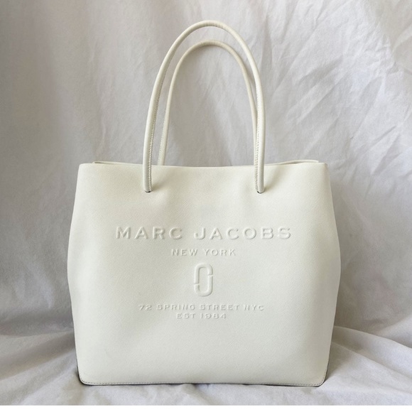 Marc Jacobs Handbags - Marc Jacobs White Leather Tote